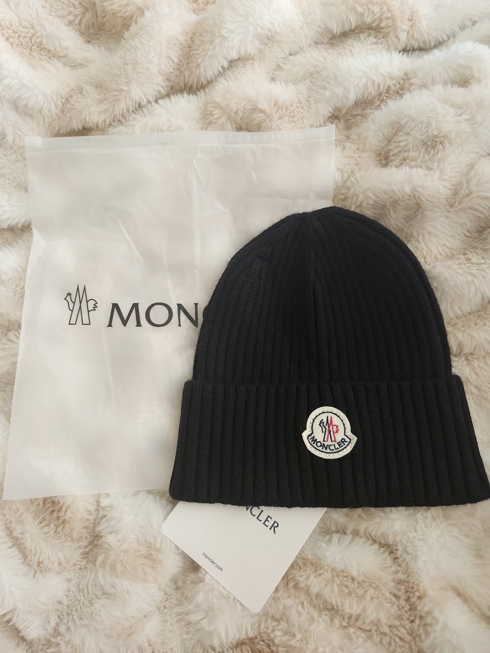 Moncler Black Ribbed Knit Cuffed Beanie with Logo Patch Cashmere/wool